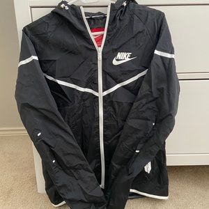 Nike windbreaker!!